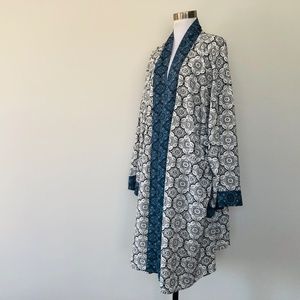 Robe Cover Up WEEKEND Blue Abstract Print Plus Size 1X